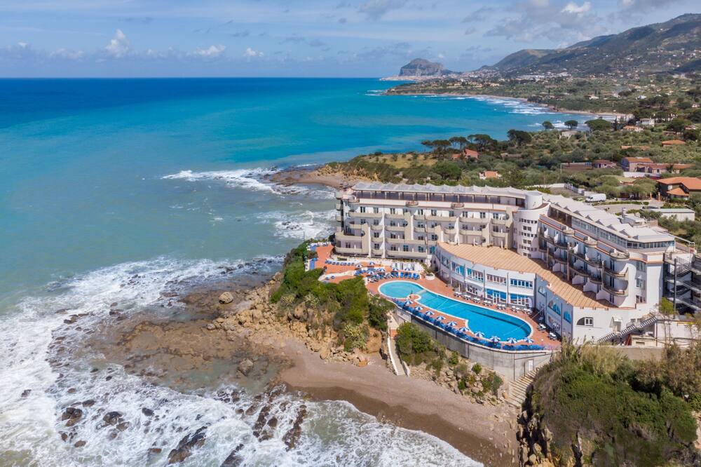 Carlton Hotel Riviera