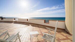 Double or Twin Room, 1 Bedroom, Sea View | Balcony view
