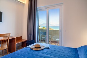 Double or Twin Room, 1 Bedroom, Sea View - Carlton Riviera (Cefalù)