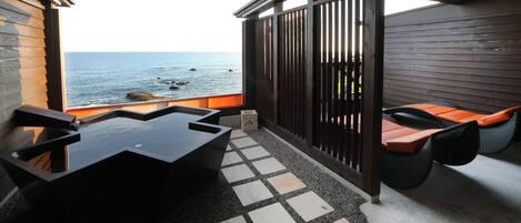 Habitación básica doble | Vista del balcón