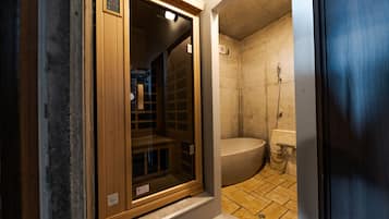 Luxury Quadruple Room, 1 Bedroom, Sauna, Sea View | Bathroom | Separate tub and shower, spring water tub, hydromassage showerhead