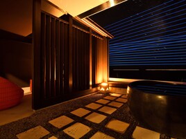 Basic Double Room | Bathroom | Separate tub and shower, spring water tub, free toiletries, hair dryer