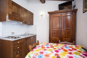 Refrigerador y utensilios de cocina 