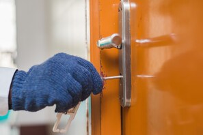 Dining - Hotel Seasons (Puducherry)