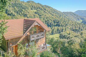 Maison Familiale, plusieurs chambres, côté montagne (Pool & Wellness Chalet Sunshine) | Extérieur