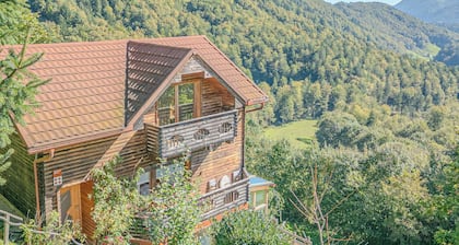 Pool & Wellness Chalet Sunshine