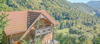 Pool & Wellness Chalet Sunshine