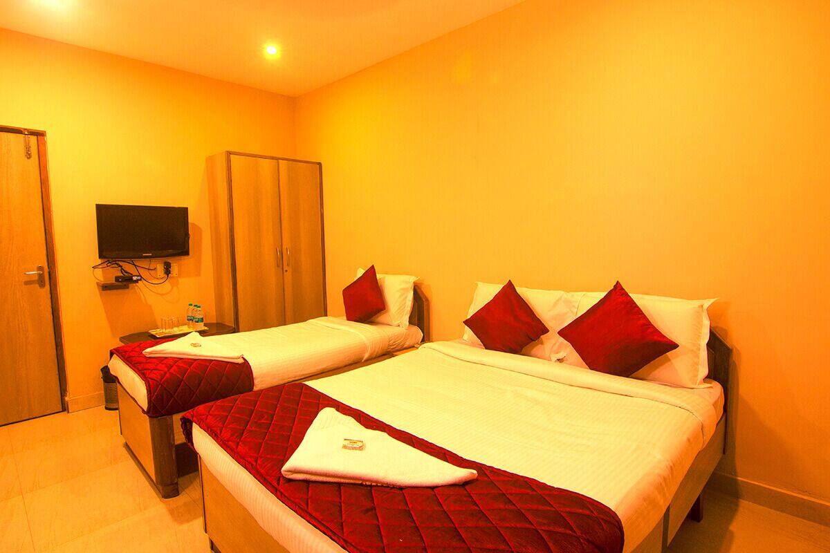 Triple Room