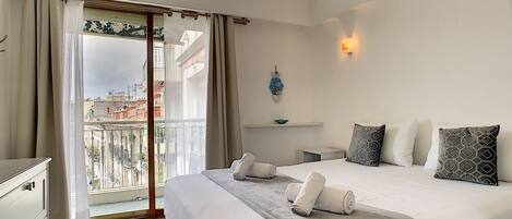 1 Schlafzimmer, Bügeleisen/Bügelbrett