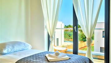 3 camere, una cassaforte in camera, ferro/asse da stiro, Wi-Fi gratuito