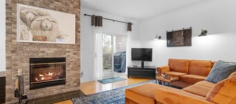 Le Champetre Tremblant 2bdrs Condo w/ Fireplace