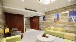Lobby - Chonpines Hotel (Beijing)