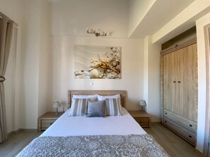 3 chambres, fer et planche à repasser, Wi-Fi gratuit, draps fournis