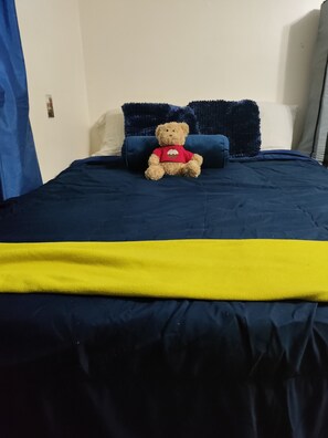 1 makuuhuone, työpöytä, ilmainen Wi-Fi, vuodevaatteet