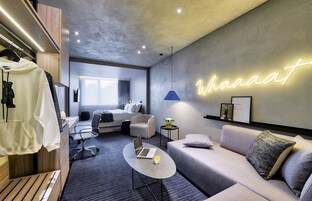 Hypo-allergenic bedding, in-room safe, desk, laptop workspace