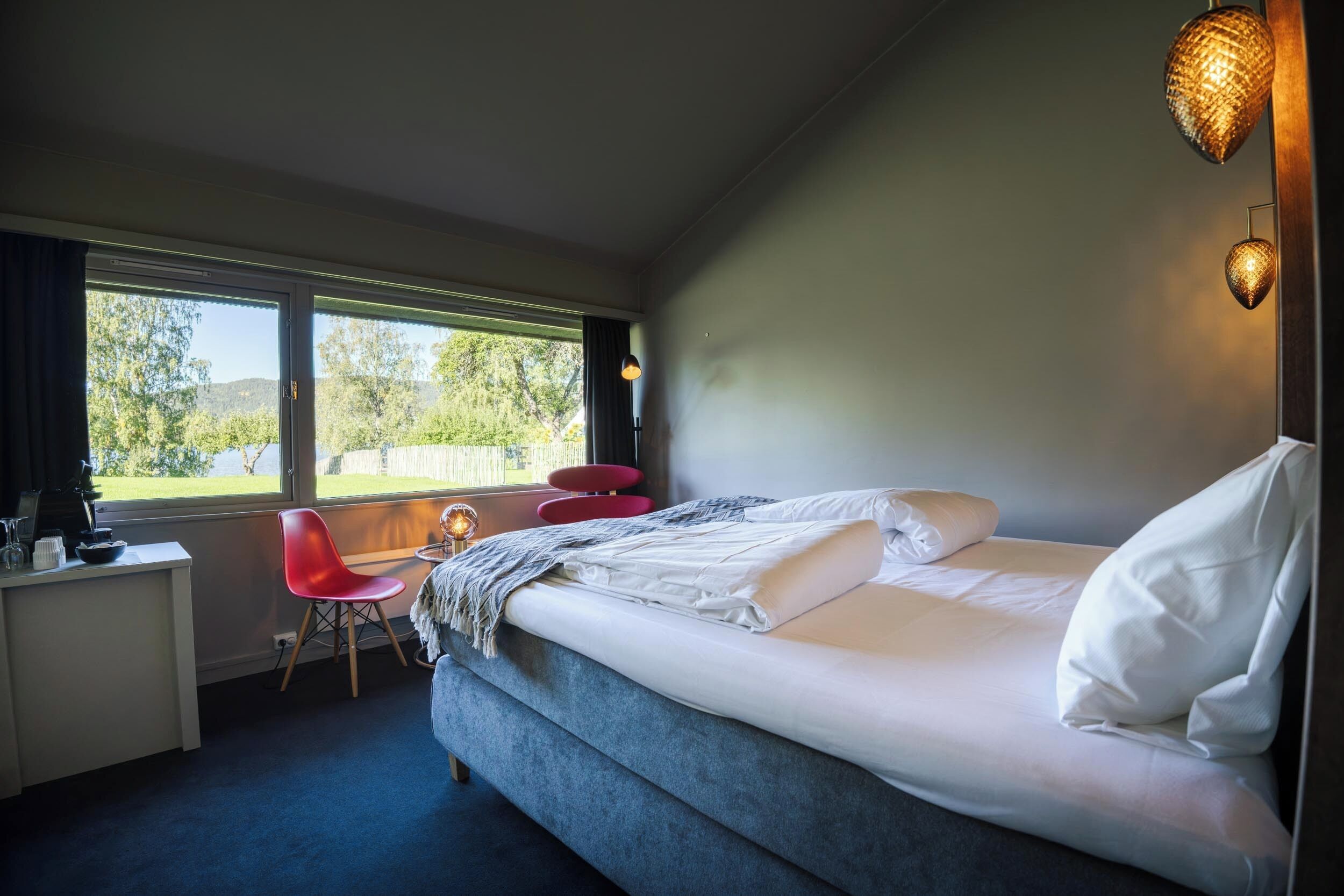 双人房, 花园景观 | 办公桌、笔记本电脑工作区、免费 WiFi、床单