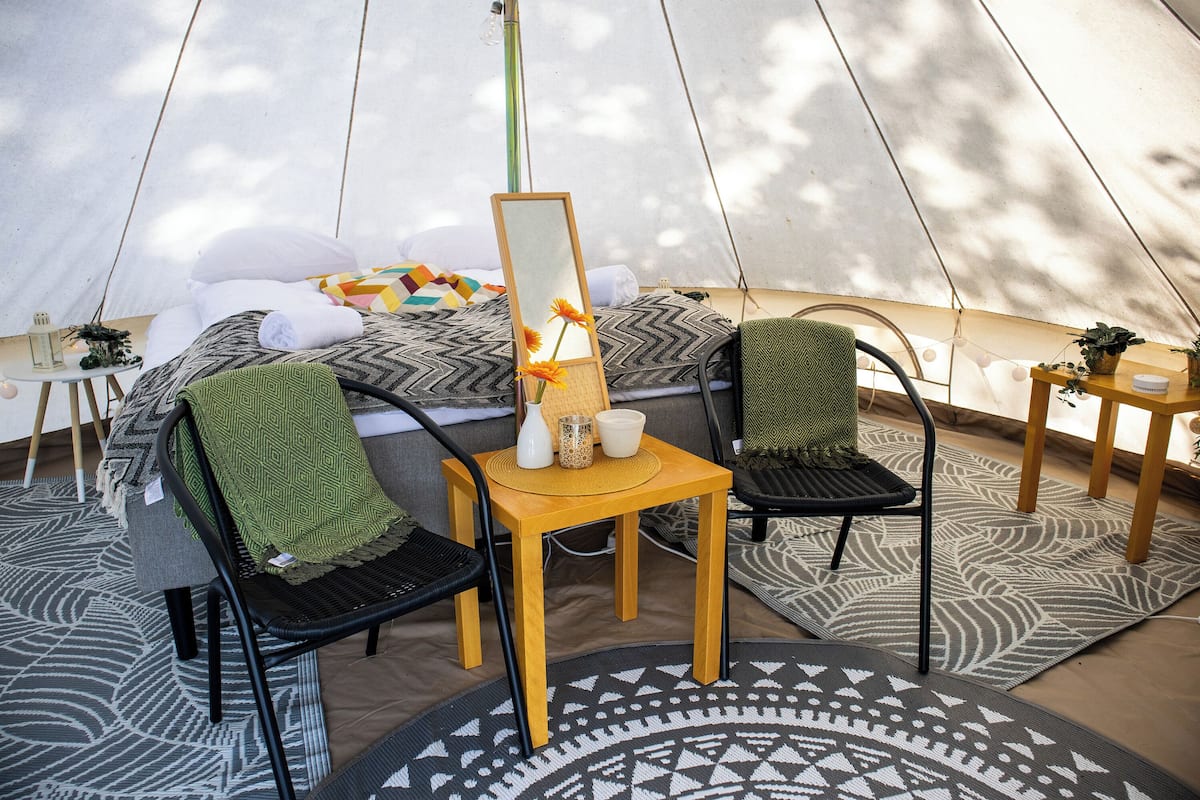 Room (Glamping) | Desk, laptop workspace, free WiFi, bed sheets
