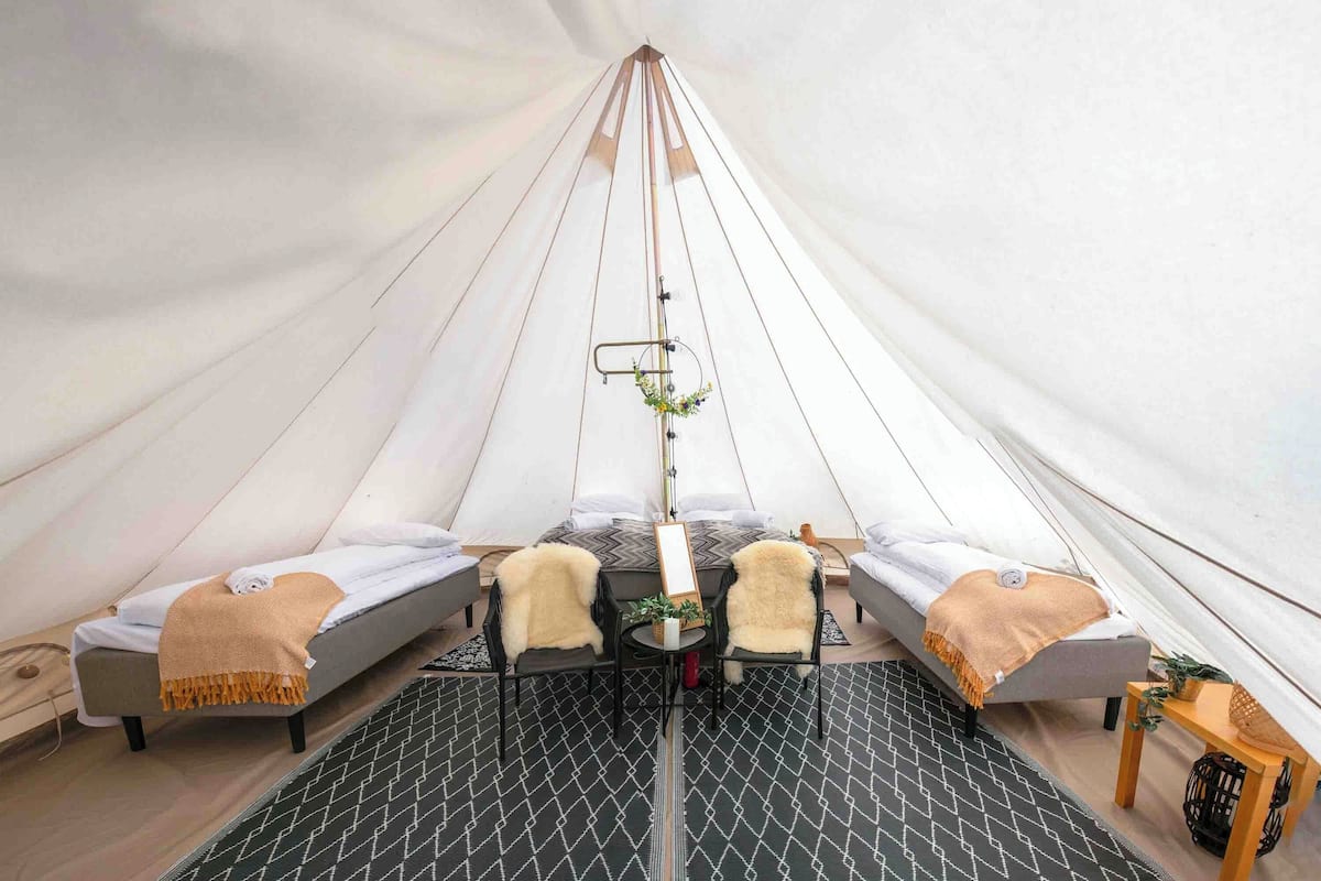Family Tent (Glamping) | Desk, laptop workspace, free WiFi, bed sheets