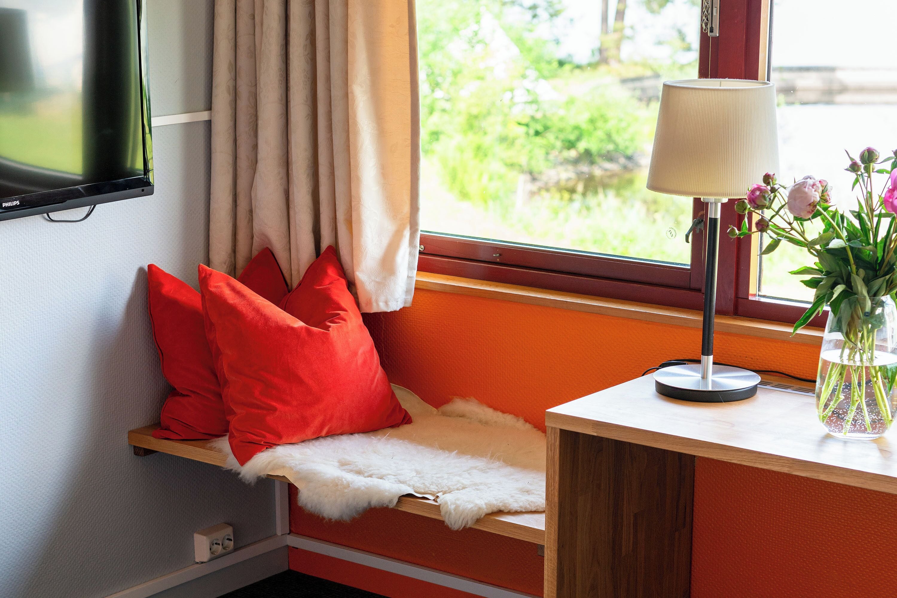 double room | living area | plasma tv