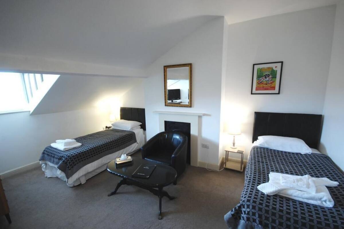 Standard Twin Room | WiFi (free)
