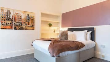 6 bedrooms, WiFi