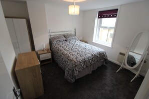 Apartment | 2 bedrooms, free WiFi, bed sheets