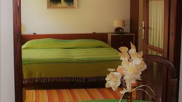 1 habitación, cuna de viaje, wifi gratis y ropa de cama