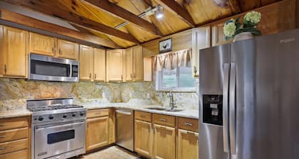 Cozy Cottage | 1BR,1BA, Hot Tub, Fireplace