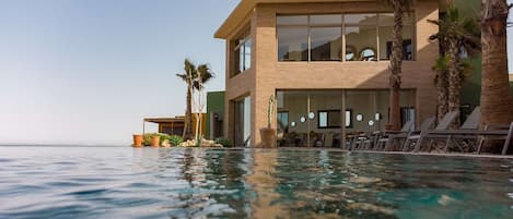 Outdoor pool, pool loungers