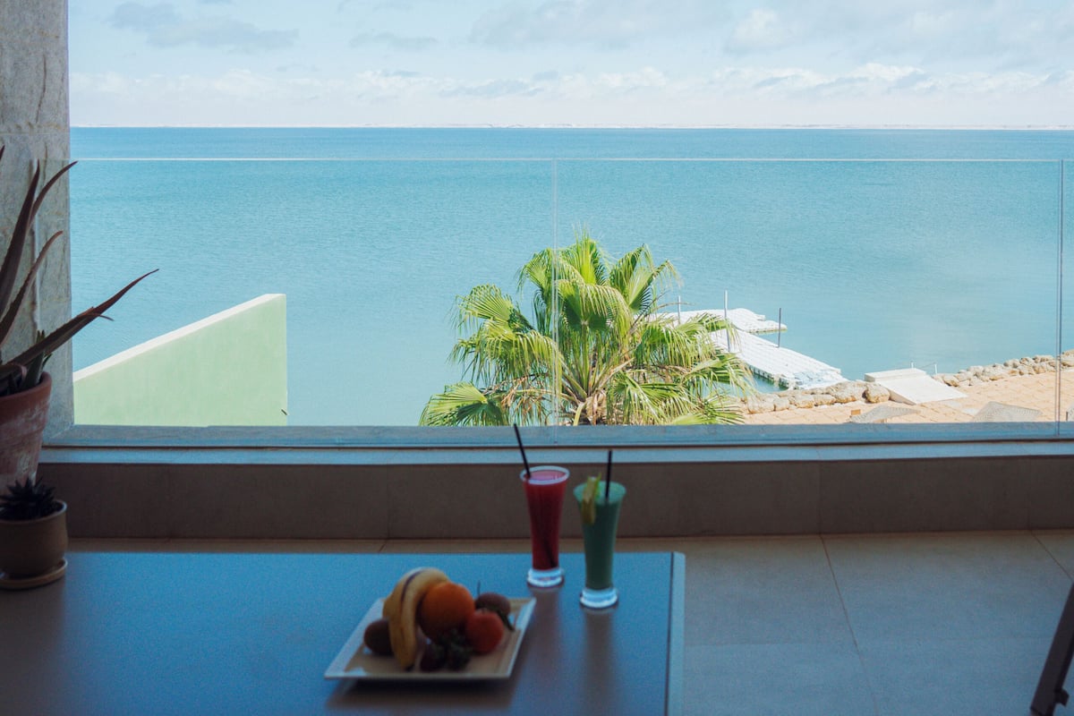 In-room safe, desk, laptop workspace, soundproofing