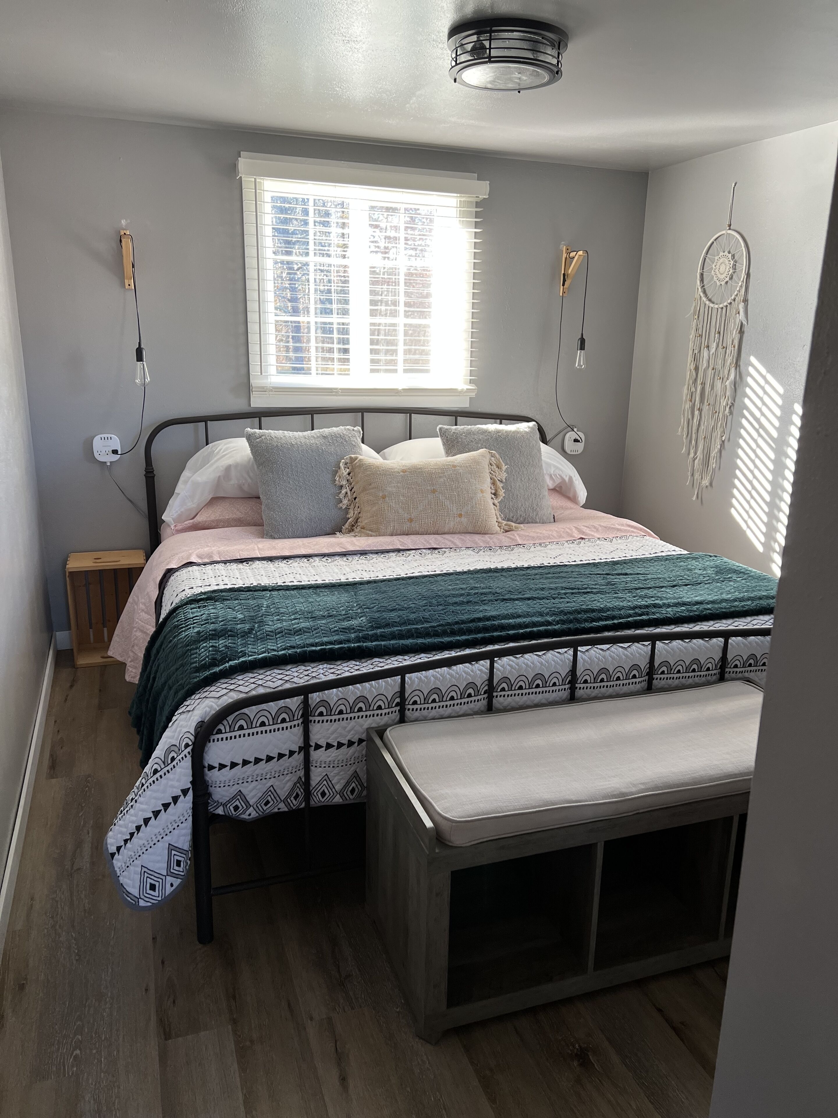 Rare 3 BR cabin on the trail