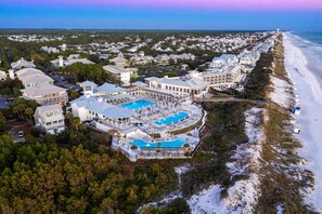 Exterior - Newly Renovated! Camp District of Watercolor! Access to Watercolor Beach Club! (Santa Rosa Beach)