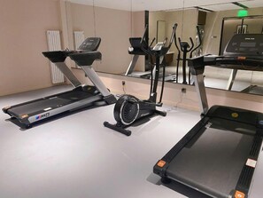 Fitness facility - Home Inn Hotel Beijing South Station (Beijing)