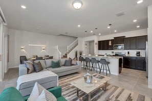 Townhome, 5 Bedrooms | Living area