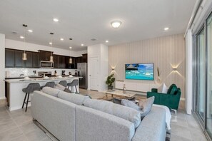 Townhome, 5 Bedrooms | Living area