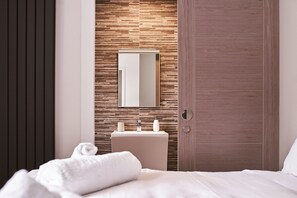 2 chambres, fer et planche Ă repasser, lit parapluie, Wi-Fi gratuit