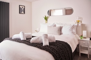 2 Schlafzimmer, Bügeleisen/Bügelbrett, Reisekinderbett, kostenloses WLAN
