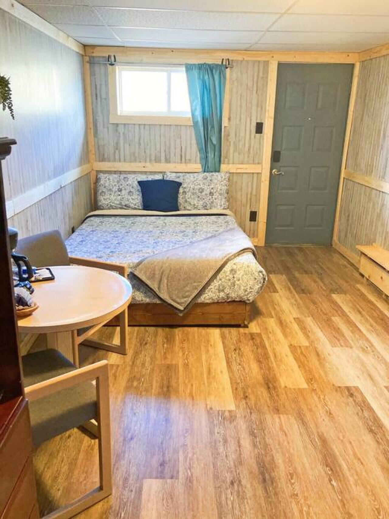 #3 Private Room in Motel Dog Friendly Leadville CO