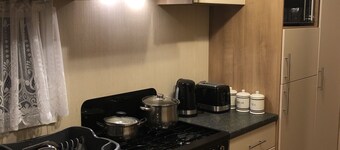 Seaside Cove Static Holiday Home a perfect seaside getaway with private hot tub