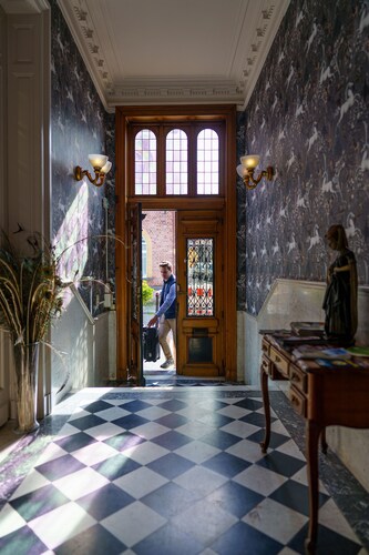 City cottage with spa, ideal for a romantic break