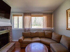 TV connectée, cheminée