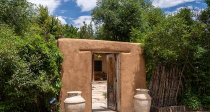El Nido Lane Tesuque | Fireplaces, Walk to Plaza