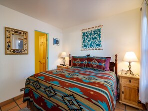 2 bedrooms, iron/ironing board, WiFi, bed sheets - Cielo Grande 113 | Cozy Patio + Only 2 mi to Santa Fe Plaza! (Santa Fe)