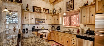 Cowboy Villa | Scenic View, Pool + Hot Tub Access