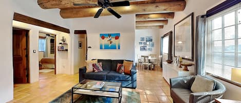 Smart TV, fireplace, DVD player