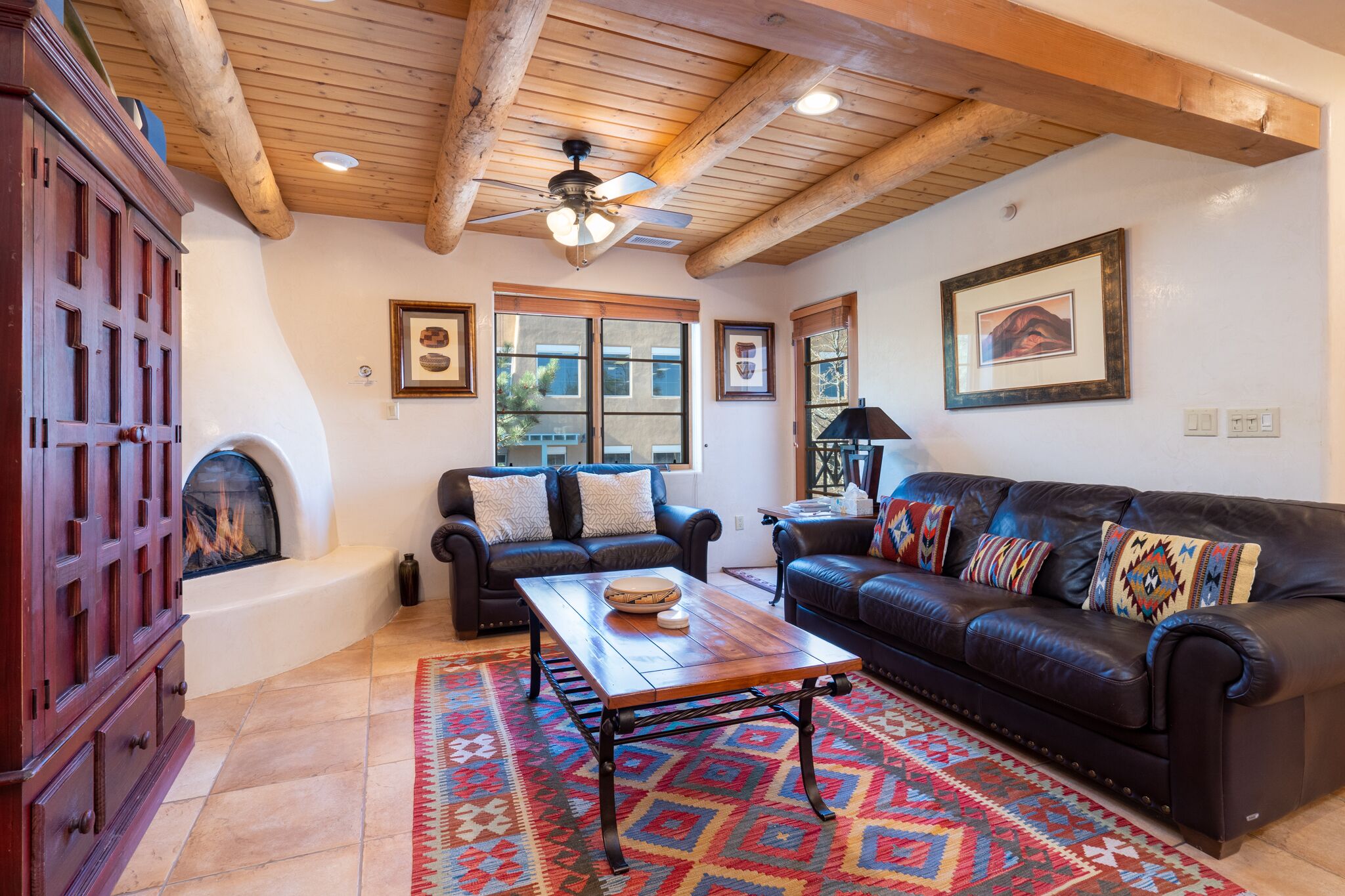 El Corazon 12 | Pet Friendly, Balcony, Fireplace