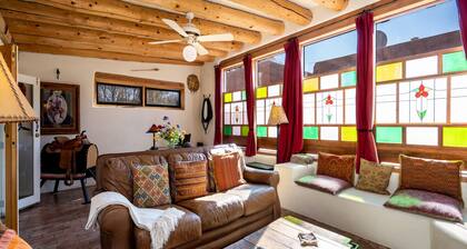 La Vida Buena | Unique Retreat, Heart of Santa Fe!