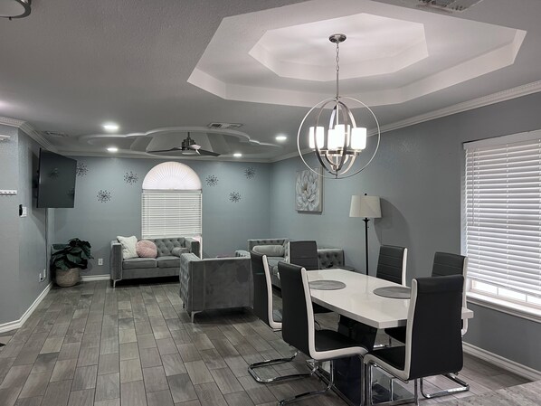 تناول الطعام