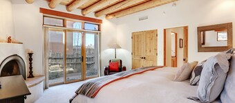 Bishops Lodge Villa Corazones | Pool Access