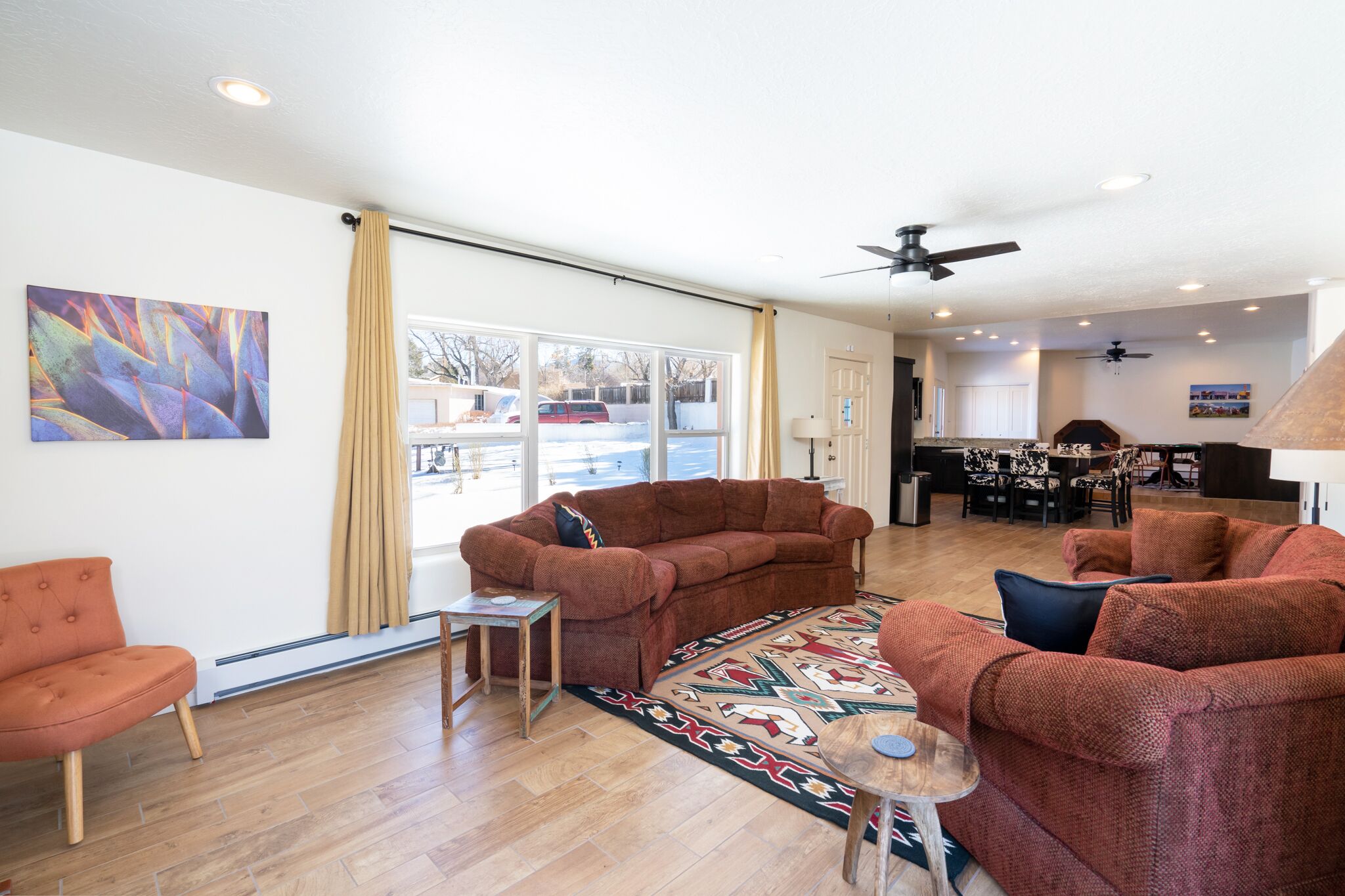 Casa Buena | Pet Friendly, Near Skiing and Plaza